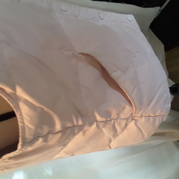 Lands End puffer vest - Picture 4 of 10